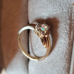 Oval Opal Women Ring With 14 Diamonds